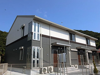 沼津市本郷町　シャルマンカーサ