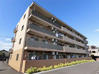 沼津市岡宮　グロワールＭ