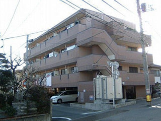 沼津市西沢田　ラ　フレーズ
