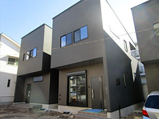 沼津市五月町　エバリー学園通り