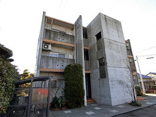 沼津市下香貫馬場　アゼリア