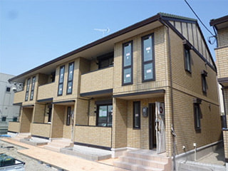 沼津市緑ケ丘　ラ　メゾン　アンソレイユ Ａ