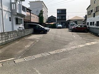 沼津市吉田町　鈴木駐車場