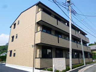 沼津市西椎路　ヴィヴェンテ